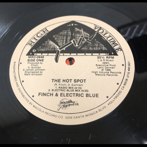画像: Finch & Electric Blue - The Hot Spot