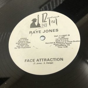 画像: Raye Jones - Face Attraction