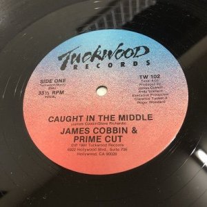 画像:  James Cobbin & Prime Cut ‎– Caught In The Middle 