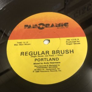 画像: Portland - Regular Brush